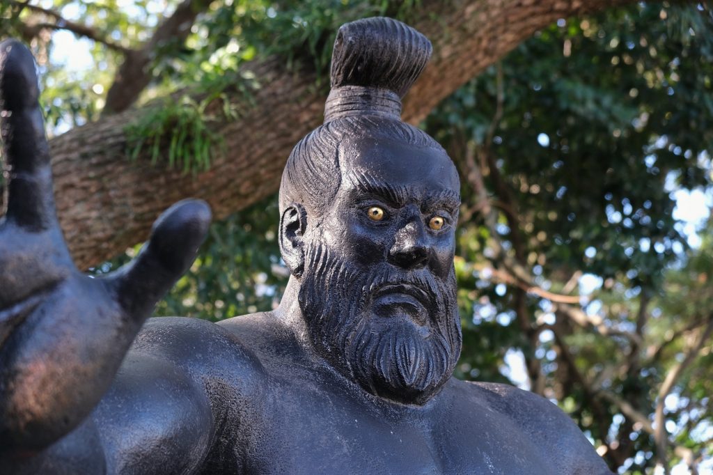 La statue de la divinité Sumiyoshi, dieu des sumos